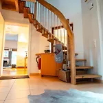 S'holzhaeusle דירה *